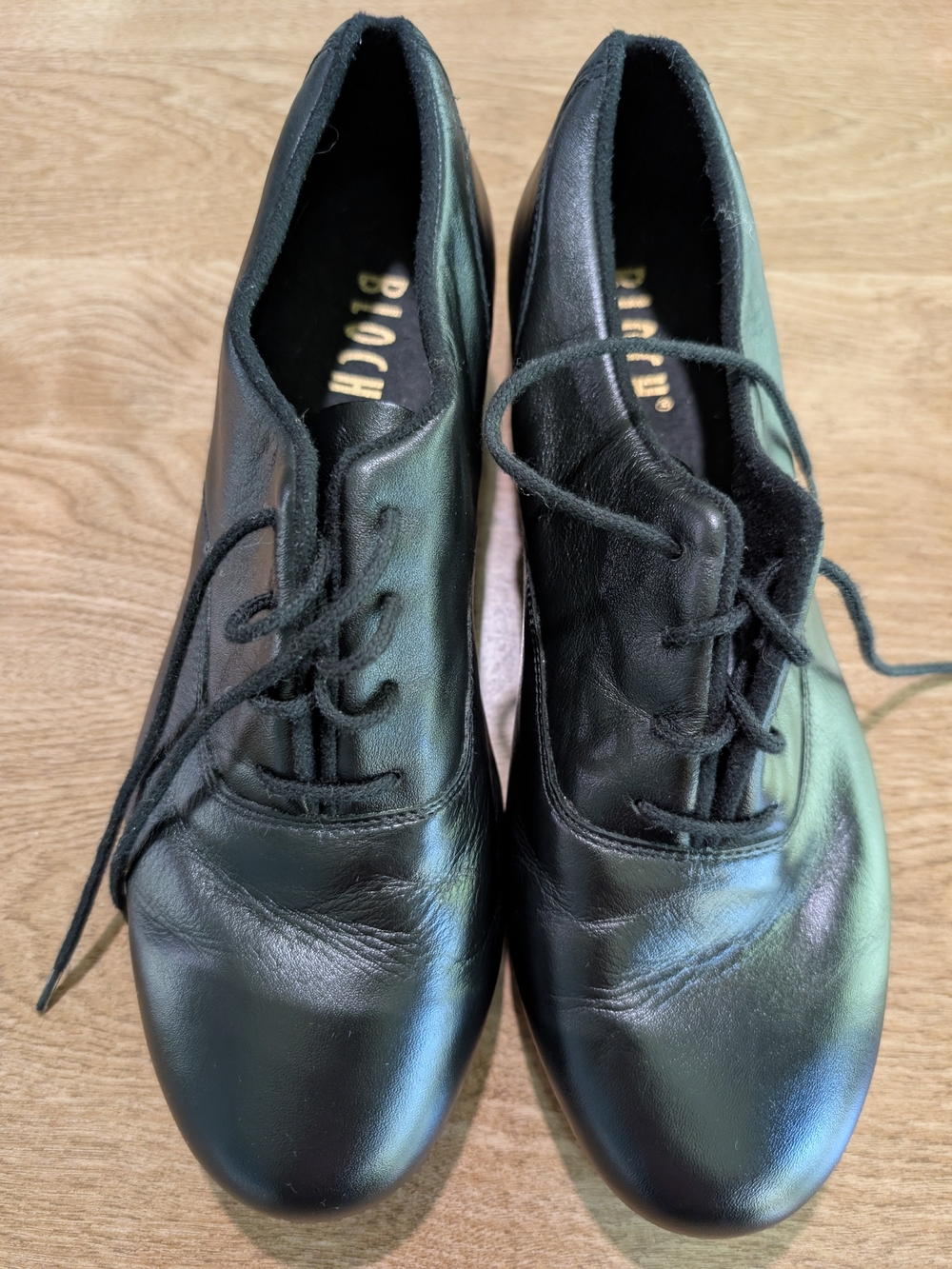 Bloch Women's Black Leather Lace-Up Tap Shoes